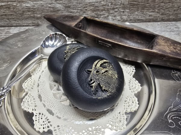 Schwarze Ziege